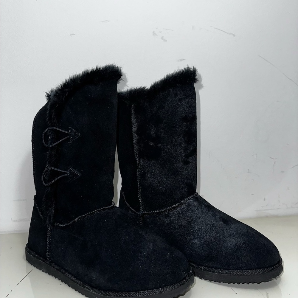 Old Navy black Mid-Calf faux Ugg boots with buttons NWT - Picture 8 of 8